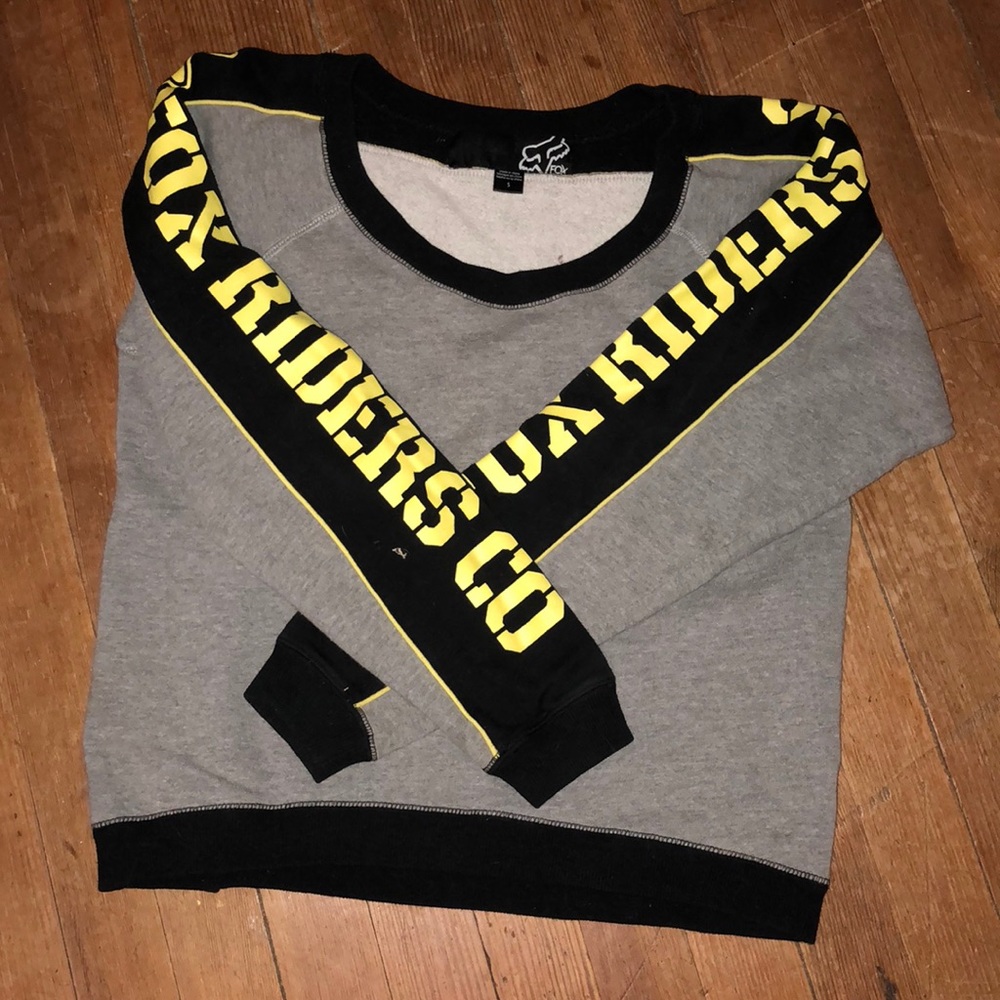 Sweatshirt